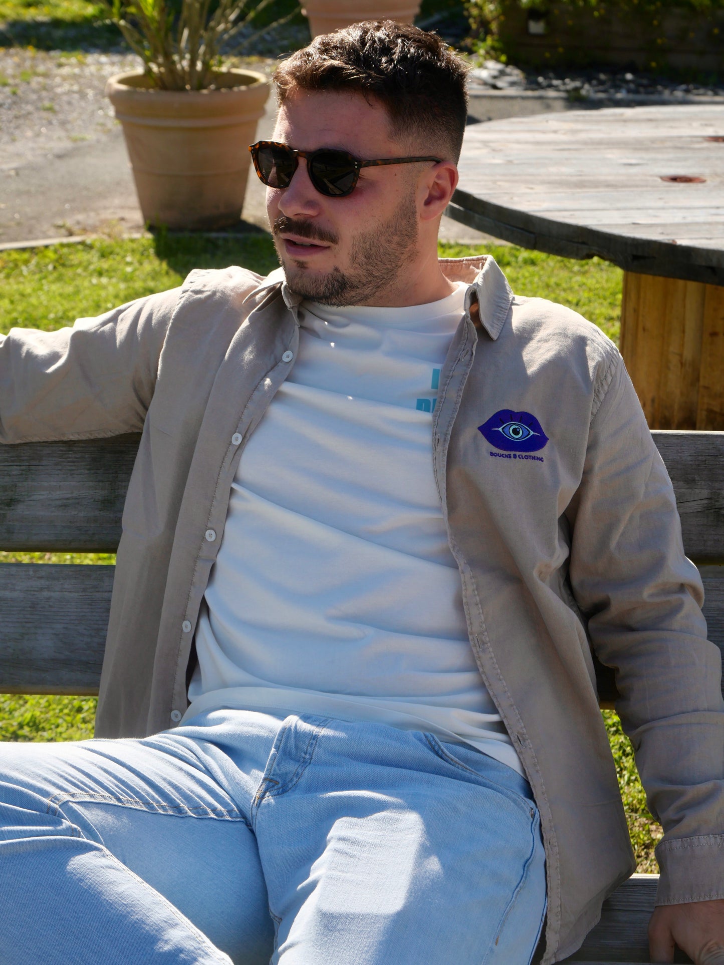 Chemise bouche