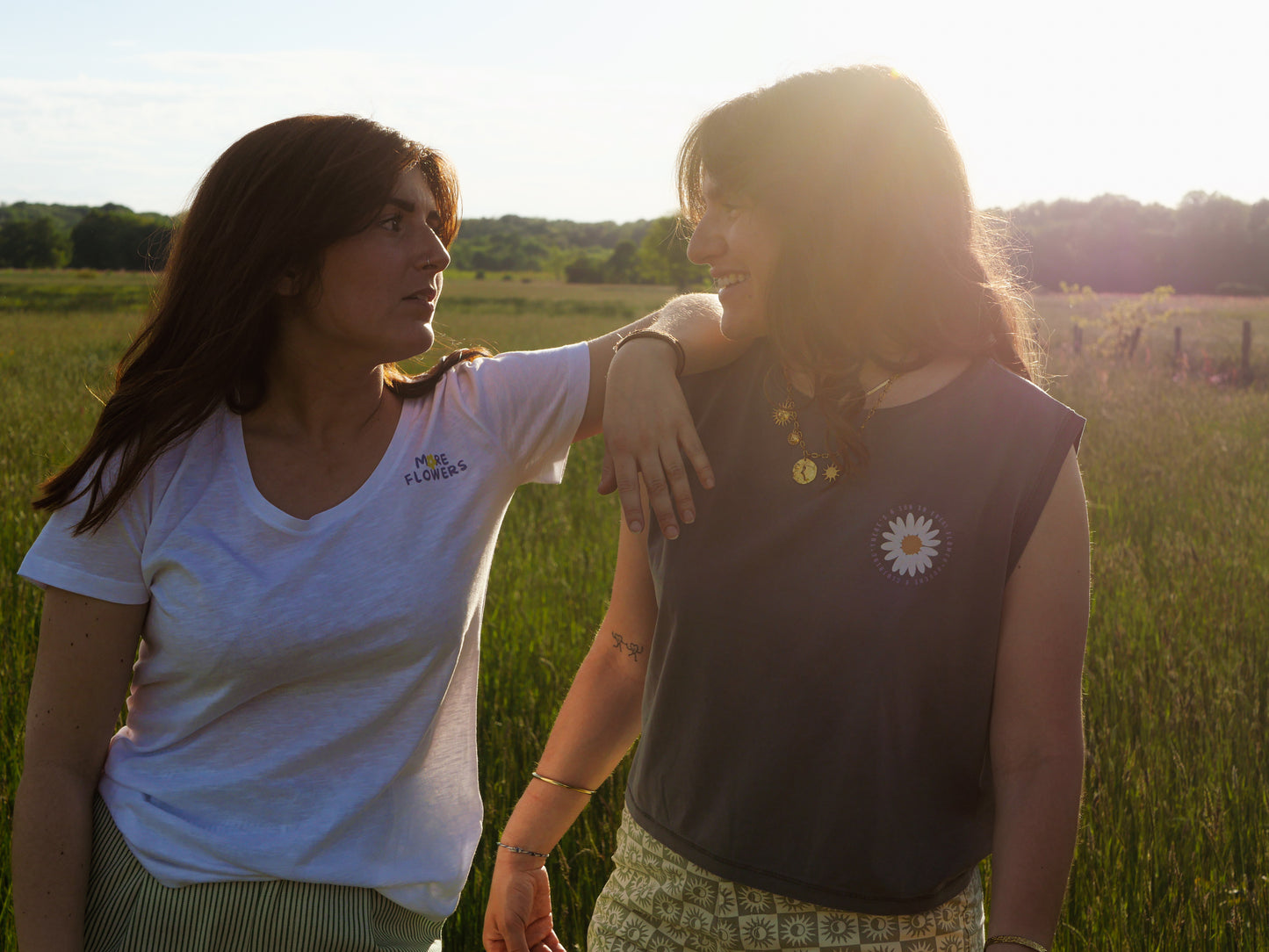 T shirt More Flowers